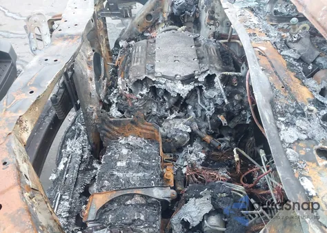 2011 Honda Pilot Touring z USA, uszkodzony, nr VIN 5FNYF4H9XBB032423